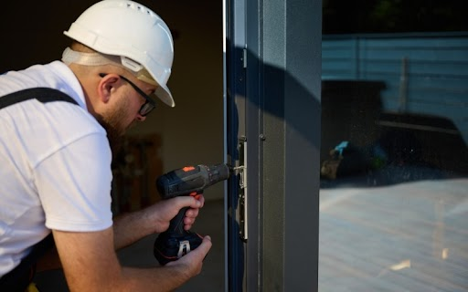 commercial locksmith