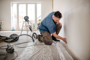 cost of hiring a maintenance company in Dubai for renovating a villa